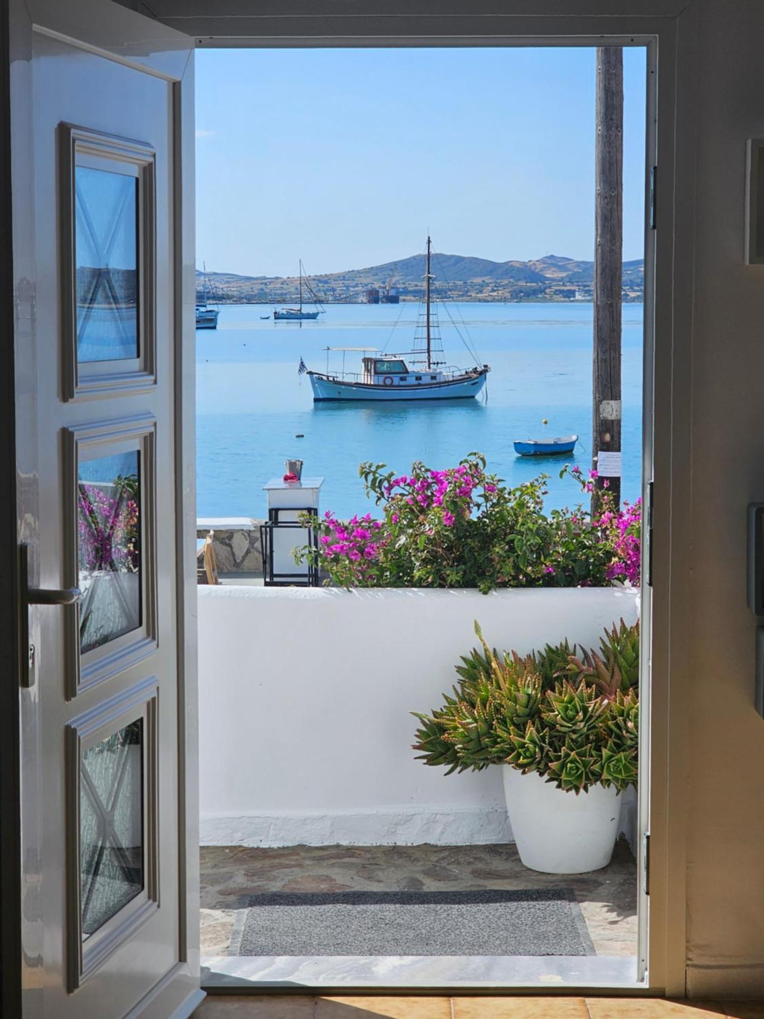 Milos Inn アダマス エクステリア 写真